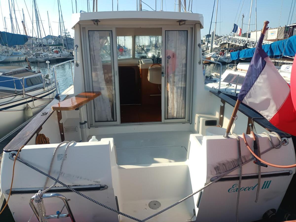 Nuit Insolite A Bord Du Bateau Exocet III Boulogne-sur-Mer Luaran gambar